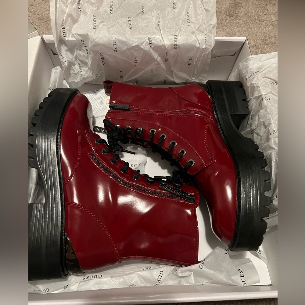 Guess Boots - Picture 3 of 5